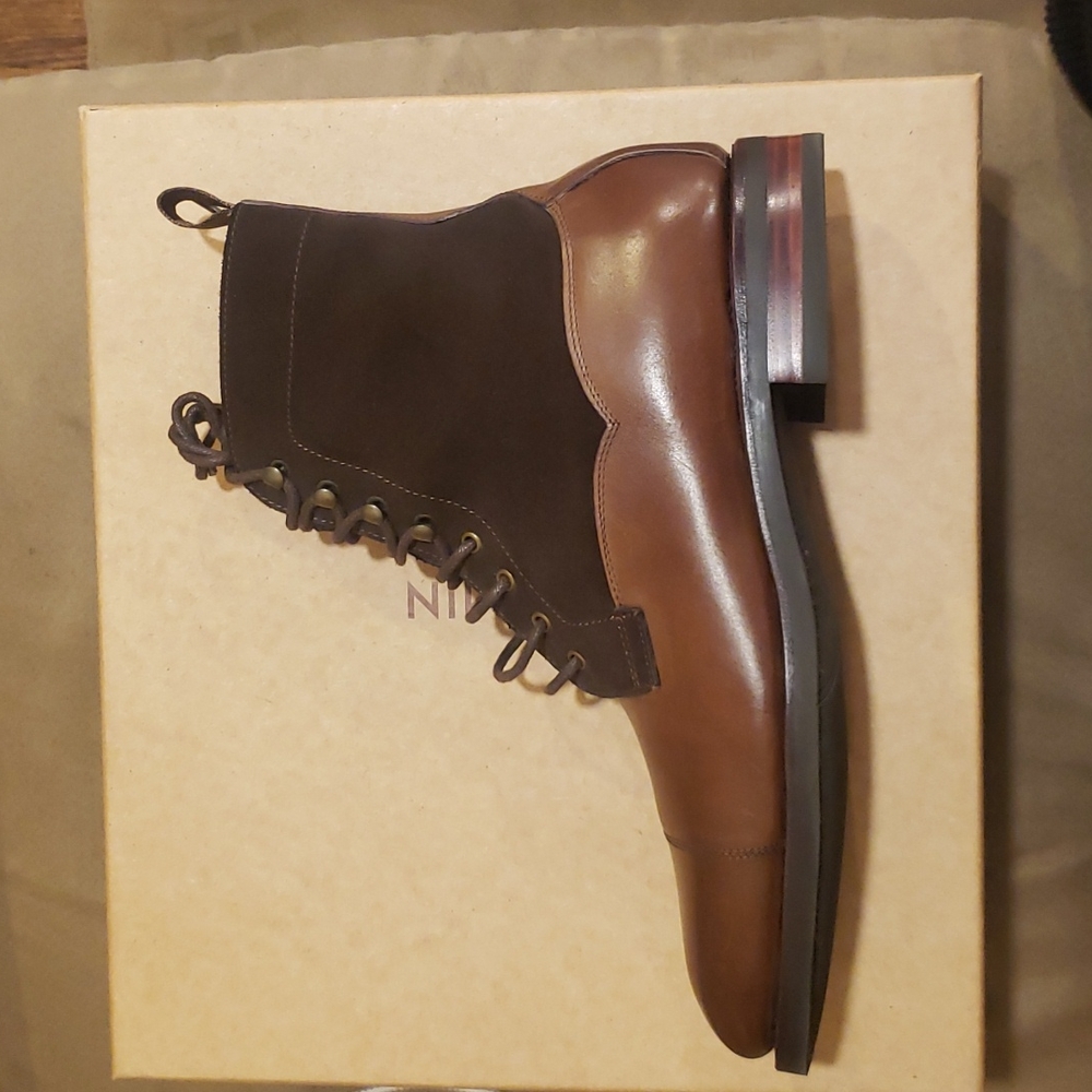 Gently used Meermin Boots